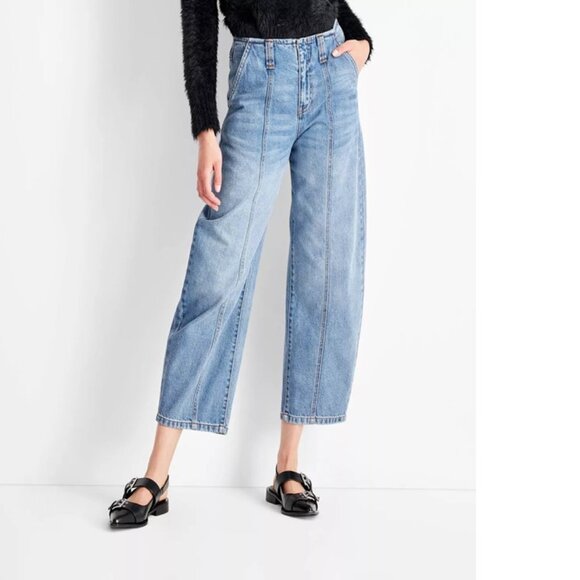 Future Collective Mid Rise Barrel Leg Ankle Medium Wash Denim Jeans Size 14 - Picture 1 of 16